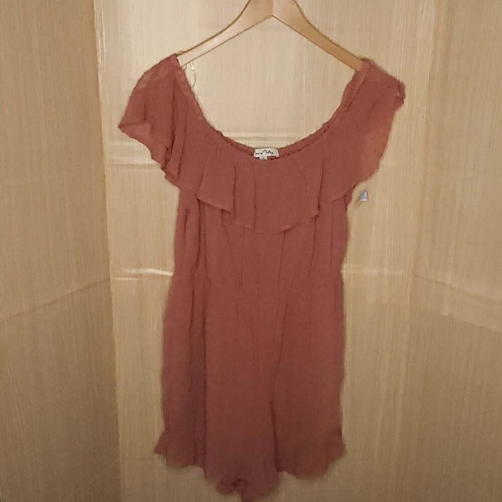 Vine And Valley New Dusty Rose Pink Off The Shoulder Swiss Dot Romper Large